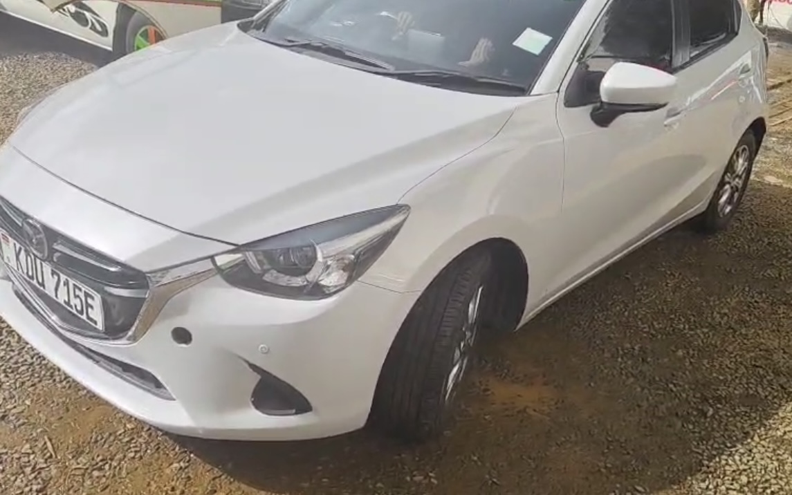 Mazda Demio KDU 715E
