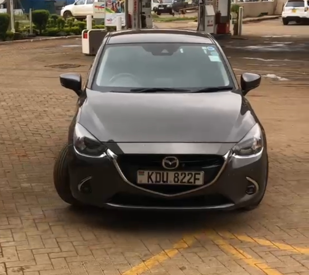 Mazda Demio KDU 822F