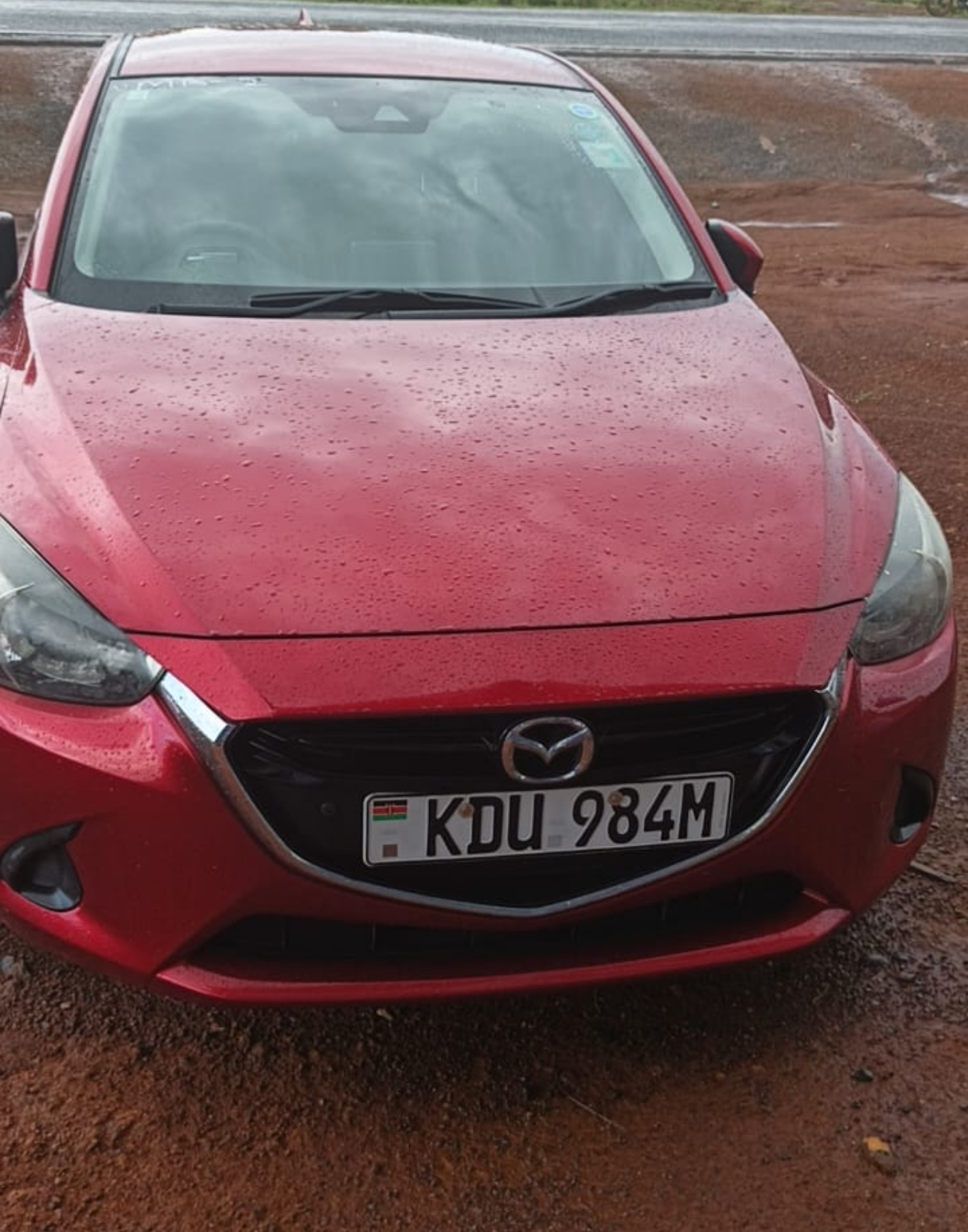 Mazda Demio KDU 984M